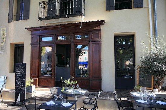 Le 6 à Table