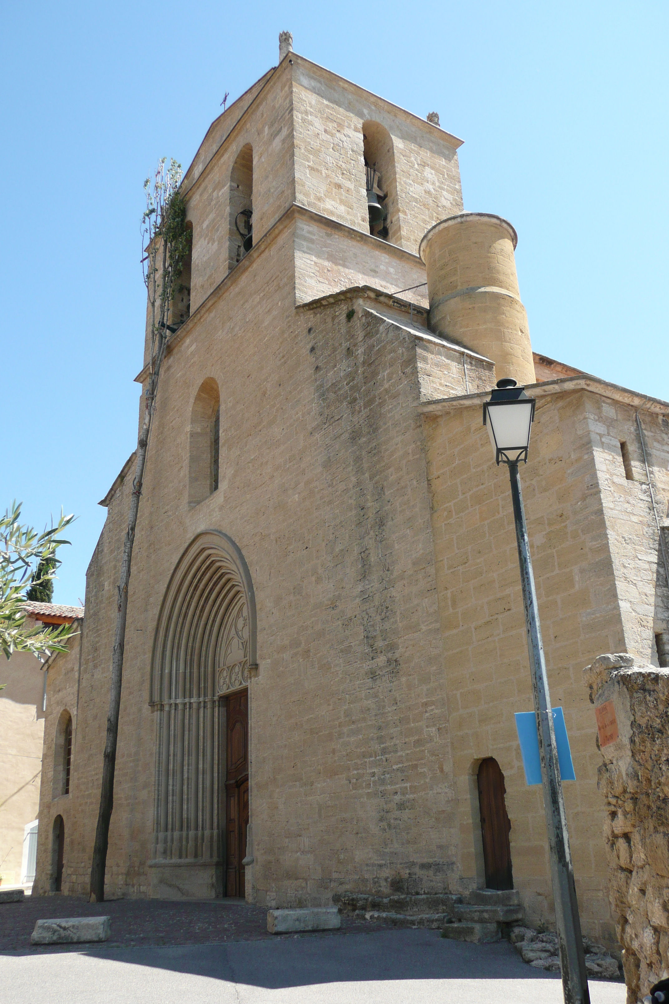 église Notre-Dame-de-Beaulieu de Cucuron