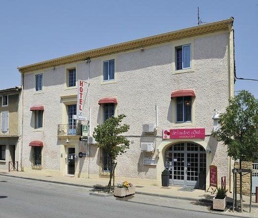 De l'autre cote